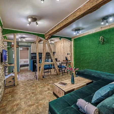 شقة Hide Hub Guest