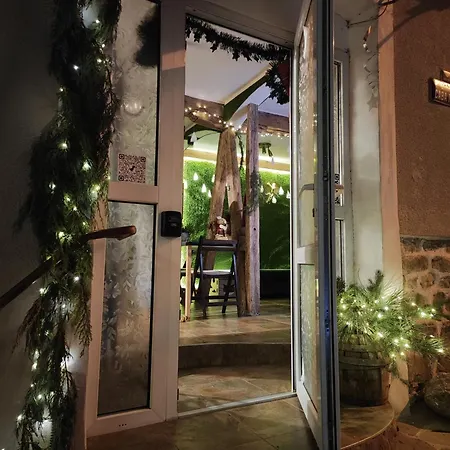 Hide Hub Guest شقة