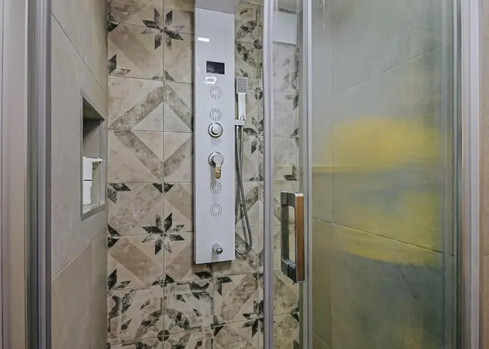 Apartamento Hide Hub Guest Veliko Tŭrnovo